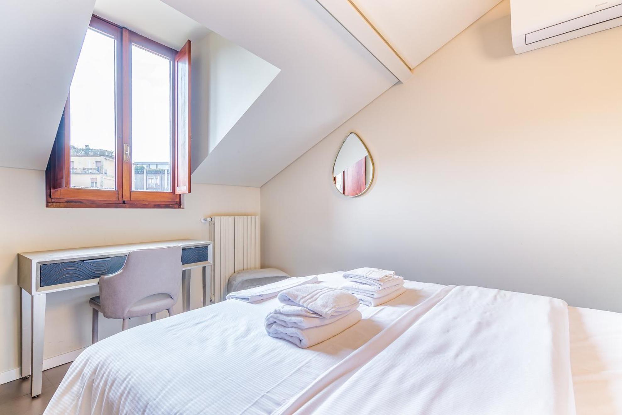 Апартаменты Luxury Flat Duomo 6Pax Wifi Top Милан Экстерьер фото